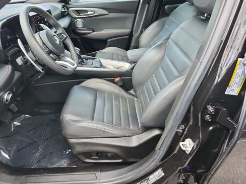 Used 2024 Dodge Hornet R/T Plus w/ R/T Blacktop Package AWD/4WD image 9