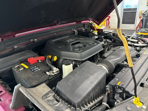 Used 2021 Jeep Wrangler Unlimited Sahara w/ Cold Weather Group image 68