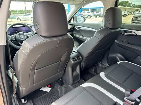 Used 2025 Buick Envision Sport Touring image 37