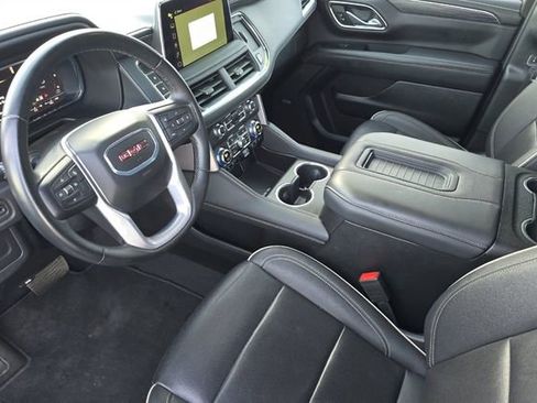 Used 2024 GMC Yukon SLT image 9