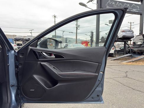 Used 2016 MAZDA MAZDA3 s Touring image 11