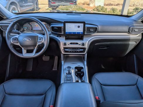 Certified 2023 Ford Explorer XLT w/ Equipment Group 202A image 18