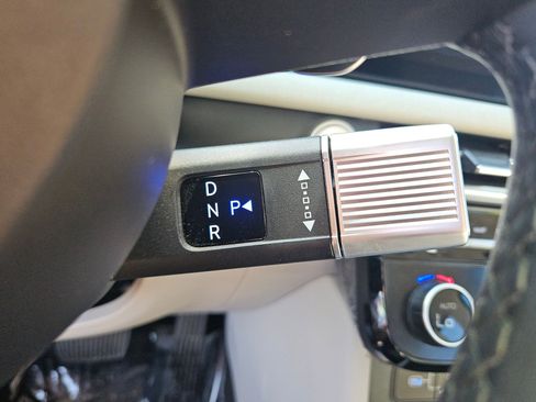 Used 2025 Hyundai Tucson SEL image 12