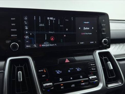 Used 2022 Kia Sorento S FWD image 29
