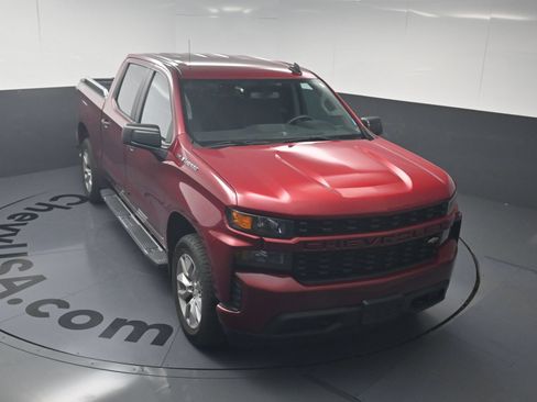 Used 2019 Chevrolet Silverado 1500 Custom w/ Custom Value Package AWD/4WD image 22