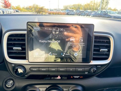 New 2026 Hyundai Venue SEL image 17