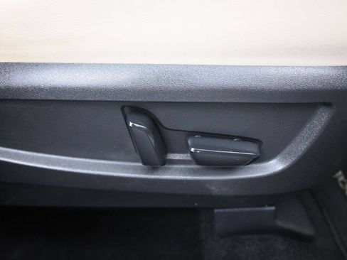 Used 2019 INFINITI QX50 Luxe w/ Navigation Package FWD image 40
