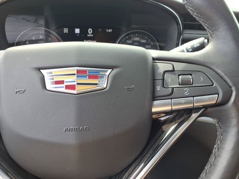Certified 2024 Cadillac XT6 Premium Luxury w/ LPO, Floor Liner Package AWD/4WD image 29