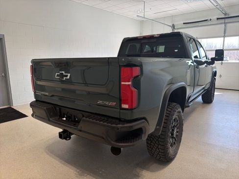 New 2026 Chevrolet Silverado 2500 ZR2 AWD/4WD image 7