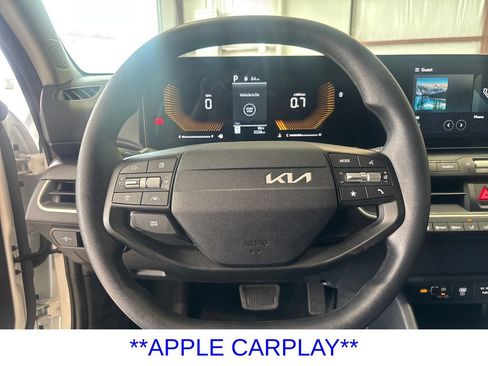 Used 2025 Kia K4 FWD image 9