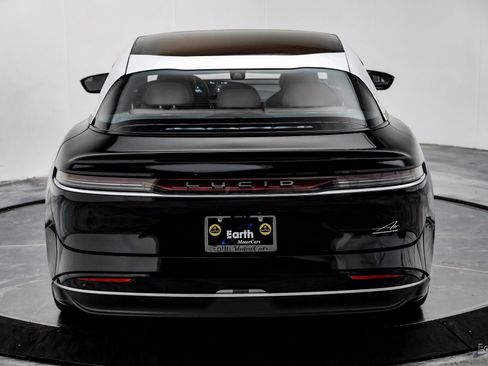 Used 2022 Lucid Air Dream Edition image 11