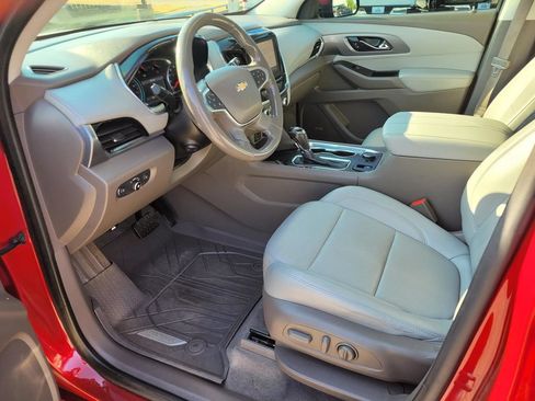Used 2020 Chevrolet Traverse Premier w/ LPO, Floor Liner Package FWD image 2