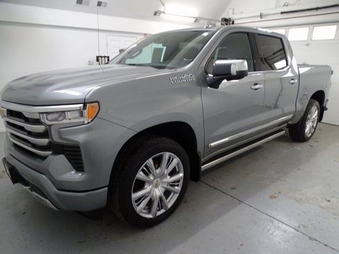 Certified 2024 Chevrolet Silverado 1500 High Country w/ High Country Premium Package AWD/4WD image 19