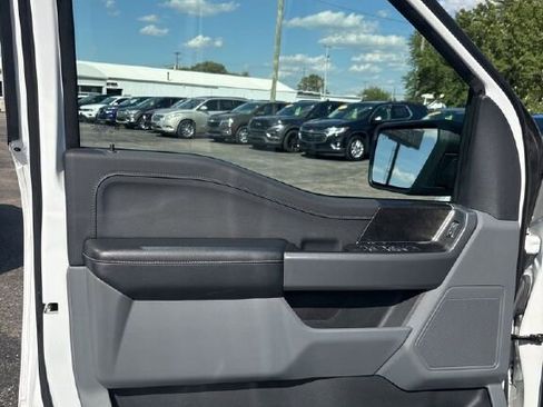 Used 2022 Ford F150 XLT w/ Equipment Group 302A High image 16