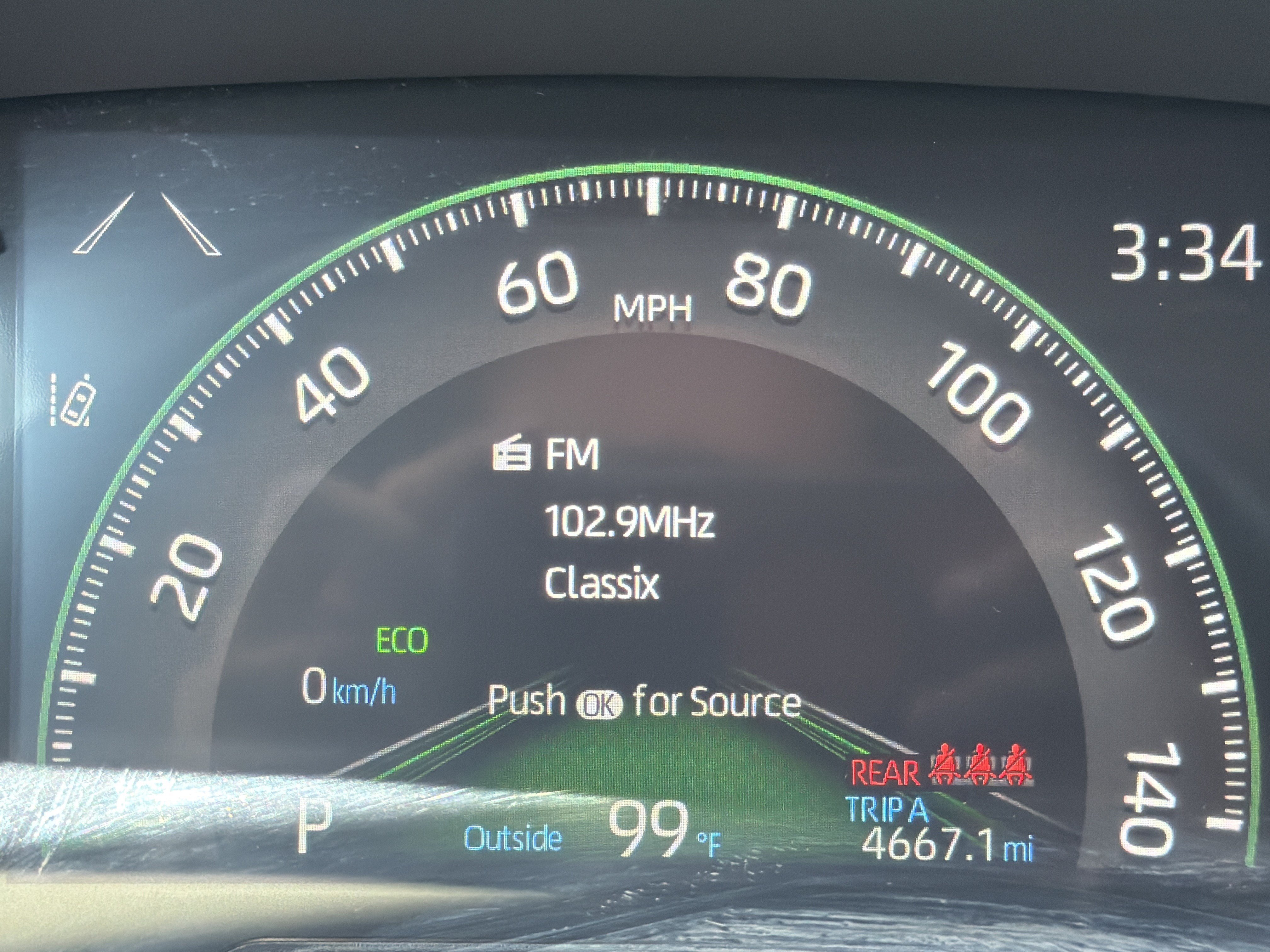 Used 2025 Toyota RAV4 LE FWD image 13
