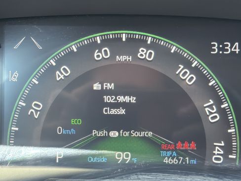 Used 2025 Toyota RAV4 LE FWD image 13