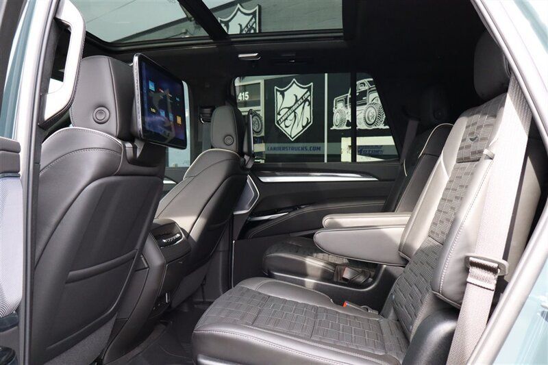 Used 2026 Cadillac Escalade V w/ LPO, ONYX Package AWD/4WD image 24