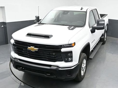 Used 2025 Chevrolet Silverado 2500 W/T image 24