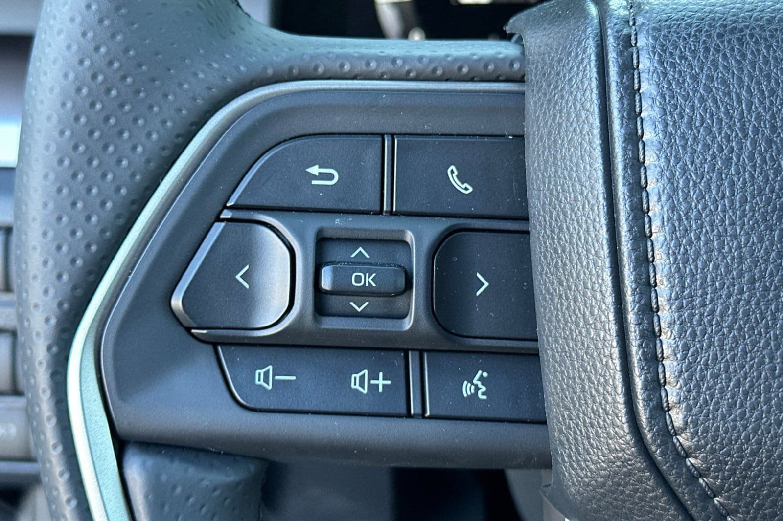 New 2026 Toyota 4Runner TRD Off-Road Premium AWD/4WD image 49