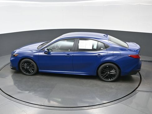 Used 2026 Toyota Camry SE image 37