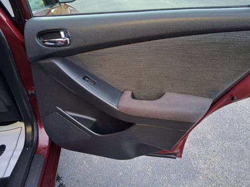 Used 2011 Nissan Altima 2.5 S w/ Convenience Pkg image 19