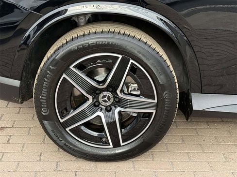 Used 2025 Mercedes-Benz GLC 350e 4MATIC image 7