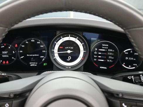 Certified 2024 Porsche 911 Targa 4 GTS image 23