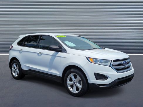 Used 2018 Ford Edge SE FWD image 2
