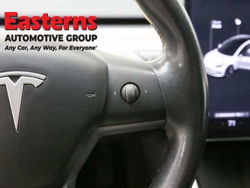 Used 2019 Tesla Model 3 Long Range image 16