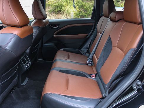 Certified 2025 Subaru Forester Touring AWD/4WD image 16