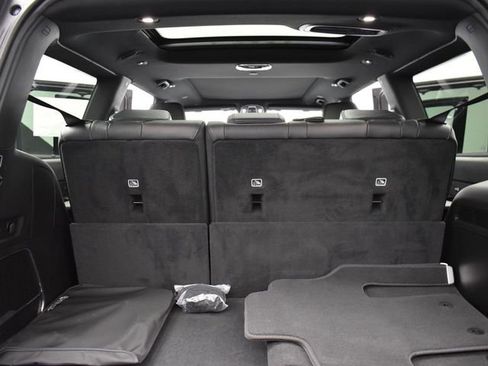 New 2026 Jeep Grand Wagoneer Limited AWD/4WD image 8