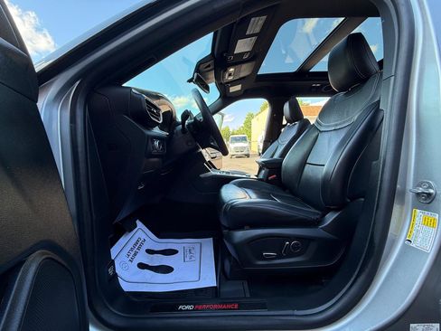Used 2020 Ford Explorer ST w/ Premium Technology Package AWD/4WD image 15