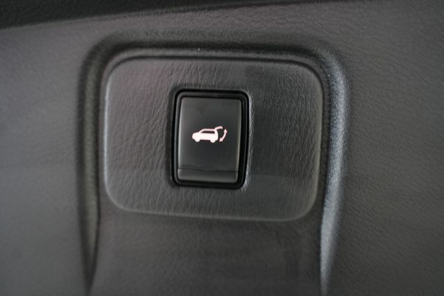 Used 2016 Nissan Murano Platinum w/ Platinum Technology Package AWD/4WD image 10