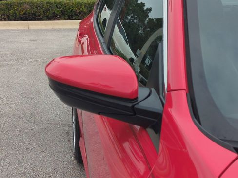 Used 2020 Honda Civic Sport image 11