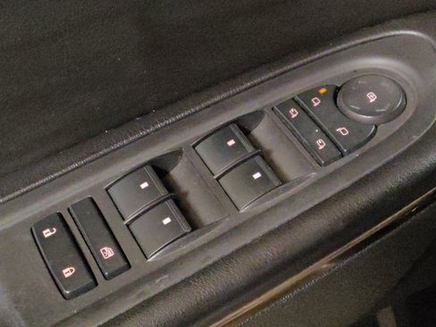 Used 2016 GMC Acadia Denali image 27