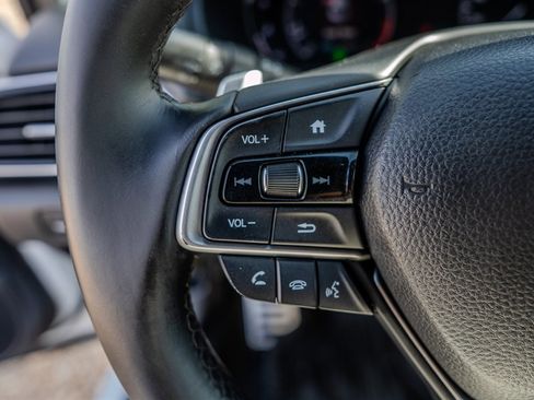 Used 2019 Honda Accord Sport image 16