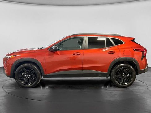 Used 2024 Chevrolet Trax ACTIV w/ Driver Confidence Package FWD image 9