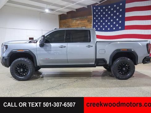 Used 2024 GMC Sierra 2500 AT4X AWD/4WD image 6