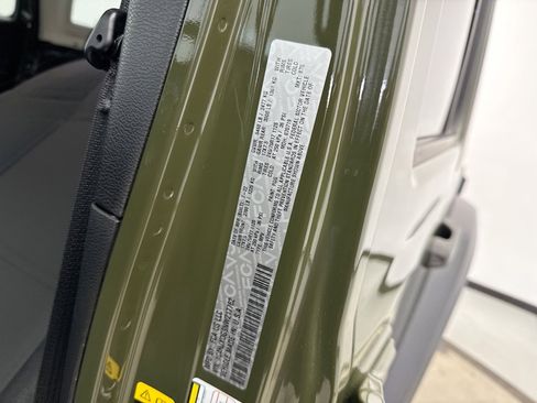 Used 2022 Jeep Wrangler Unlimited Sport image 10