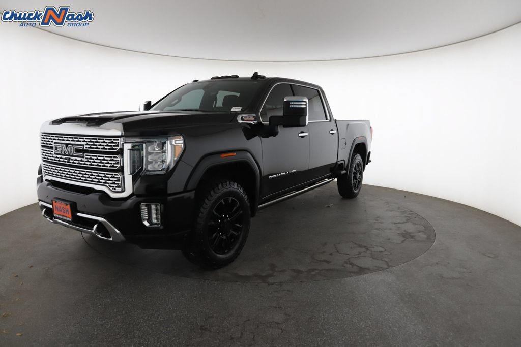 Used 2022 GMC Sierra 2500 Denali w/ Denali Black Diamond Edition AWD/4WD image 5