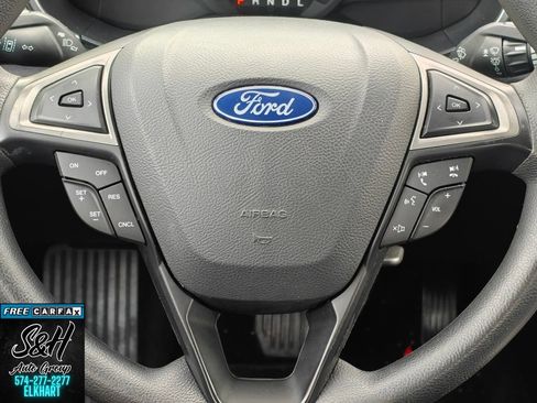 Used 2020 Ford Fusion SE FWD image 5