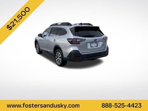 Used 2020 Subaru Outback Premium image 3