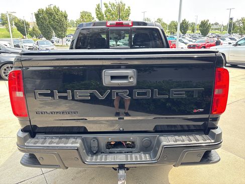Used 2022 Chevrolet Colorado Z71 w/ Trail Boss Package AWD/4WD image 8
