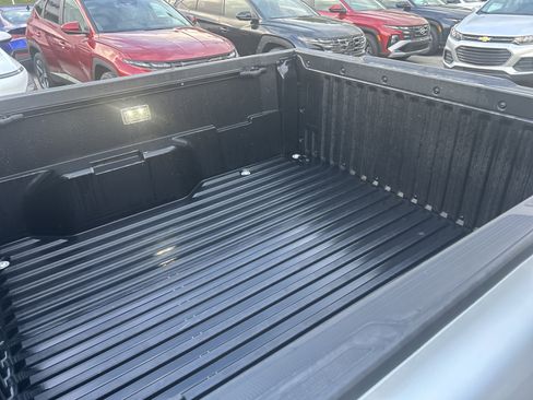 Used 2025 Toyota Tacoma SR5 AWD/4WD image 3