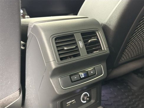 Used 2020 Audi Q5 2.0T Premium Plus image 26
