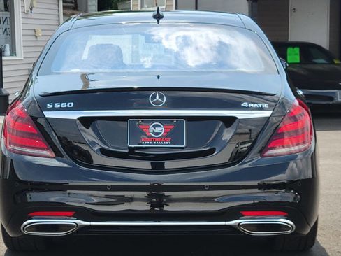 Used 2019 Mercedes-Benz S 560 4MATIC Sedan image 7