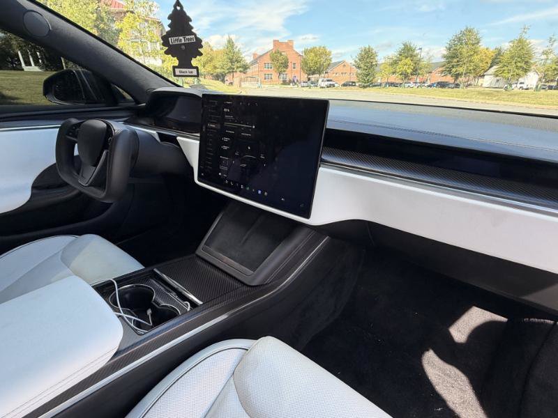 Used 2022 Tesla Model S Plaid AWD/4WD image 21