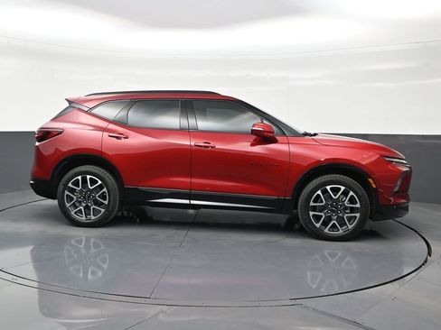 Used 2025 Chevrolet Blazer RS FWD image 6