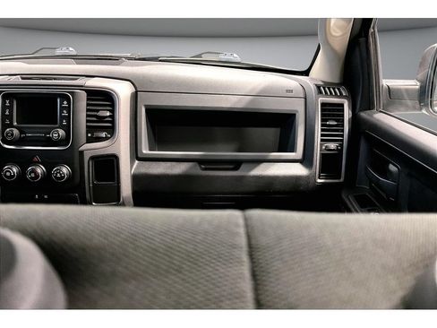 Used 2016 RAM 1500 ST w/ SXT Appearance Group AWD/4WD image 41