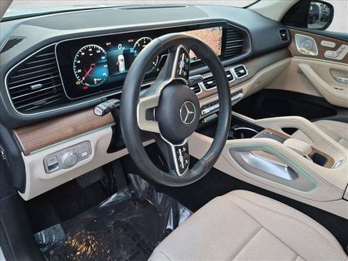 Used 2022 Mercedes-Benz GLE 350 4MATIC image 10